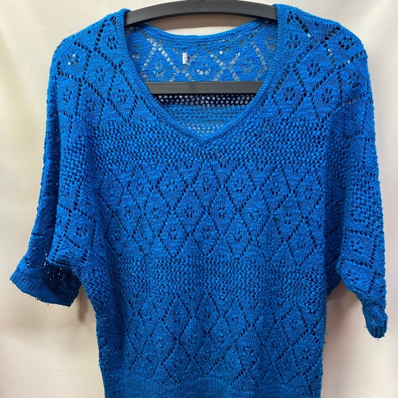 Blue open weave, crochet, eyelet sweater  Size L - Picture 1 of 7